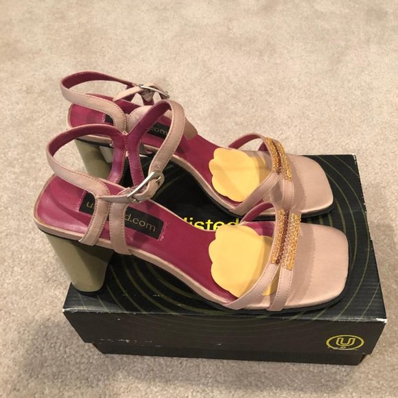 Unlisted - Women's Sandals - Springsteen - Gold - Size 9M - with box - 9 - Picture 2 of 6